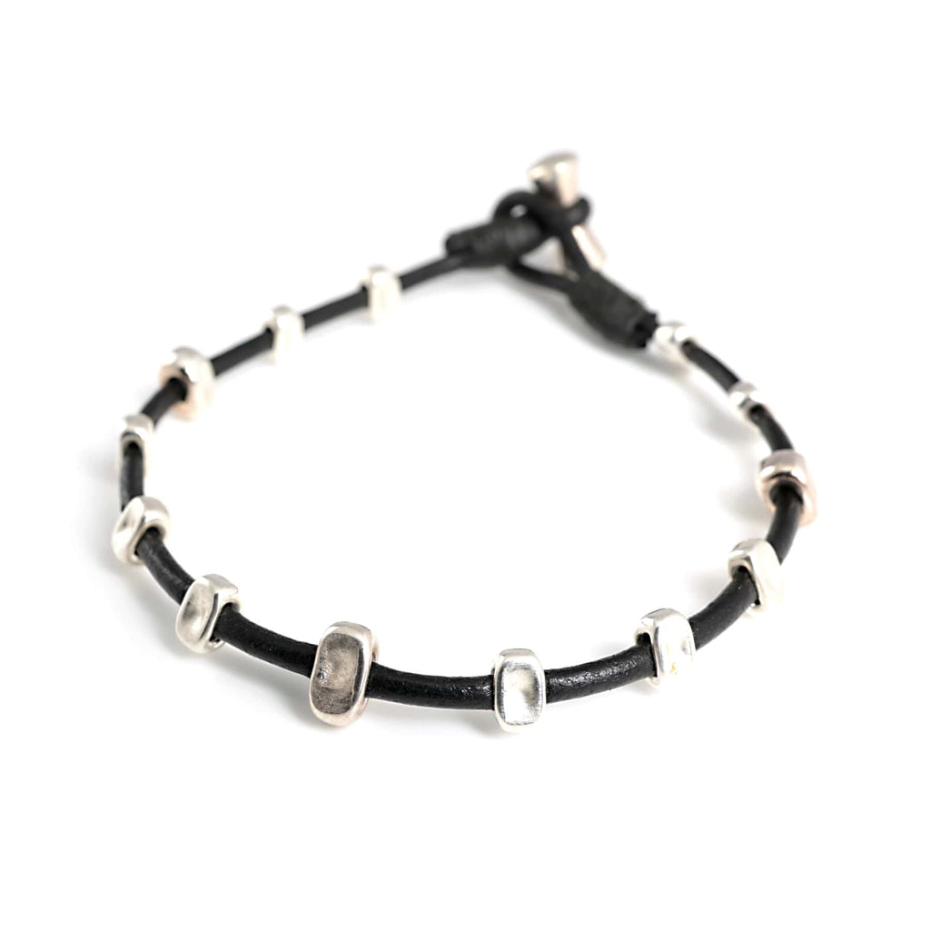 レザーブレスレット - IBUQUI 下北沢にあるオーガニックアクセサリーのお店