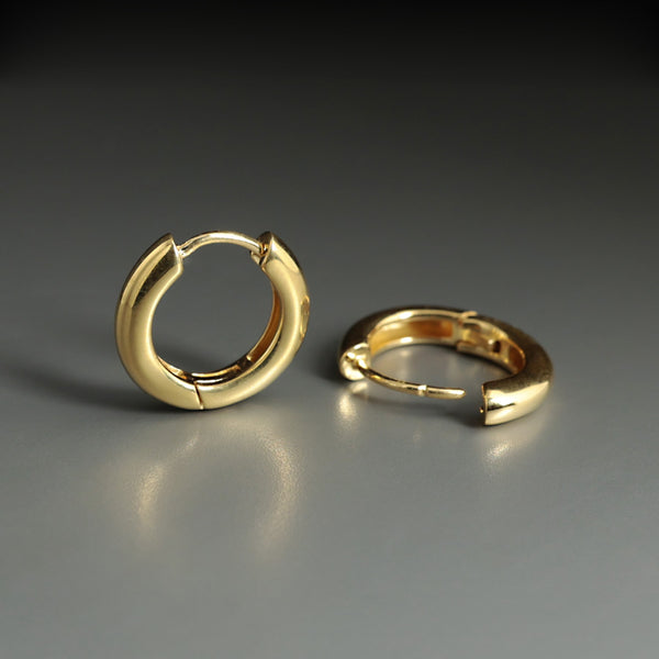 ゴールドフープピアス