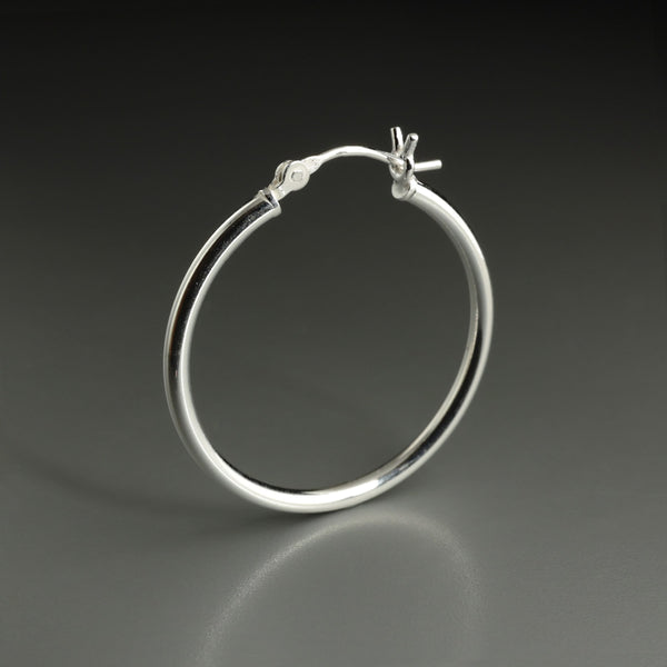 おおきめの大きめのシルバーフープピアス