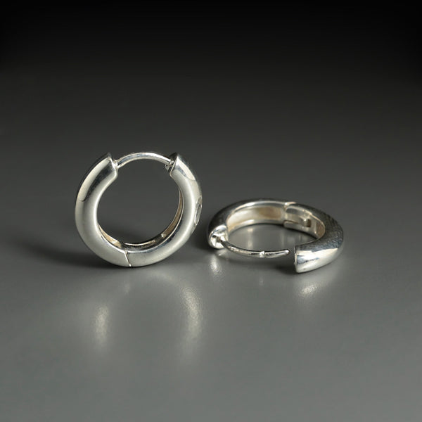 シルバーフープピアス