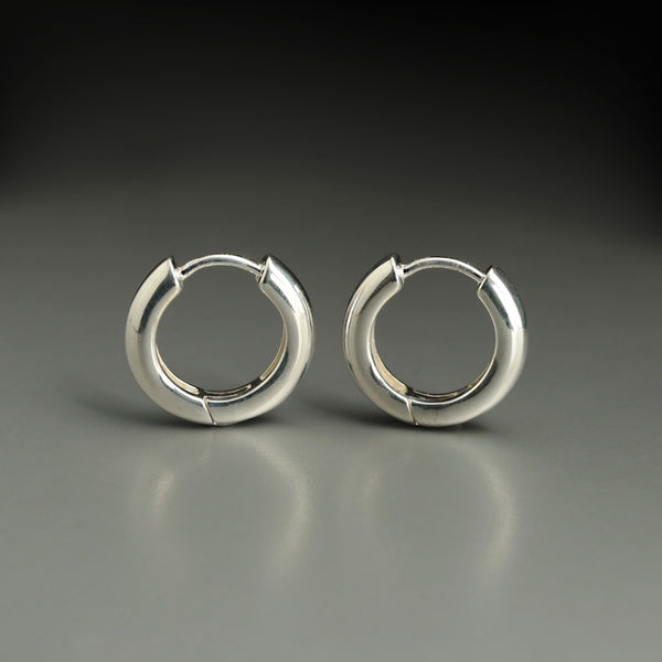 シルバーフープピアス