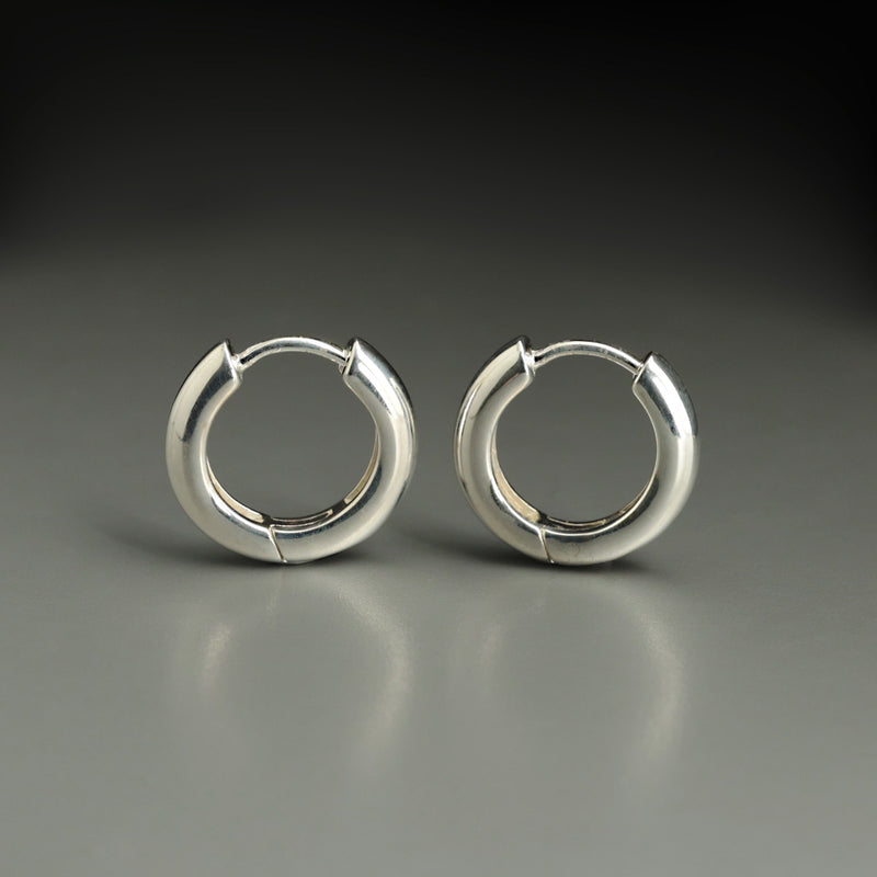 シルバーフープピアス