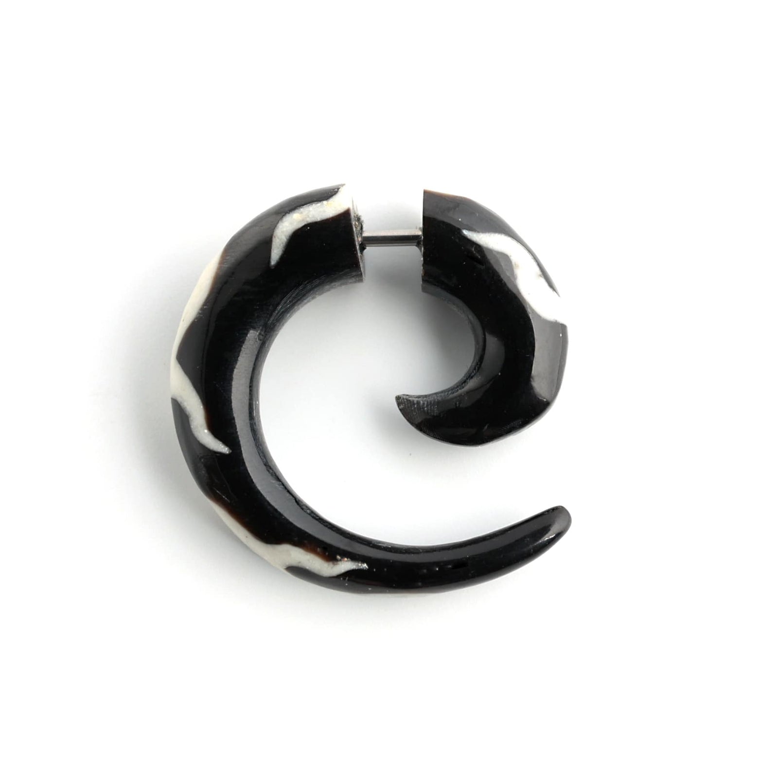 ★1点でのお届け★ボーン シングル ピアス★残りわずか ホーンピアス - IBUQUI 下北沢にあるオーガニックアクセサリーのお店
